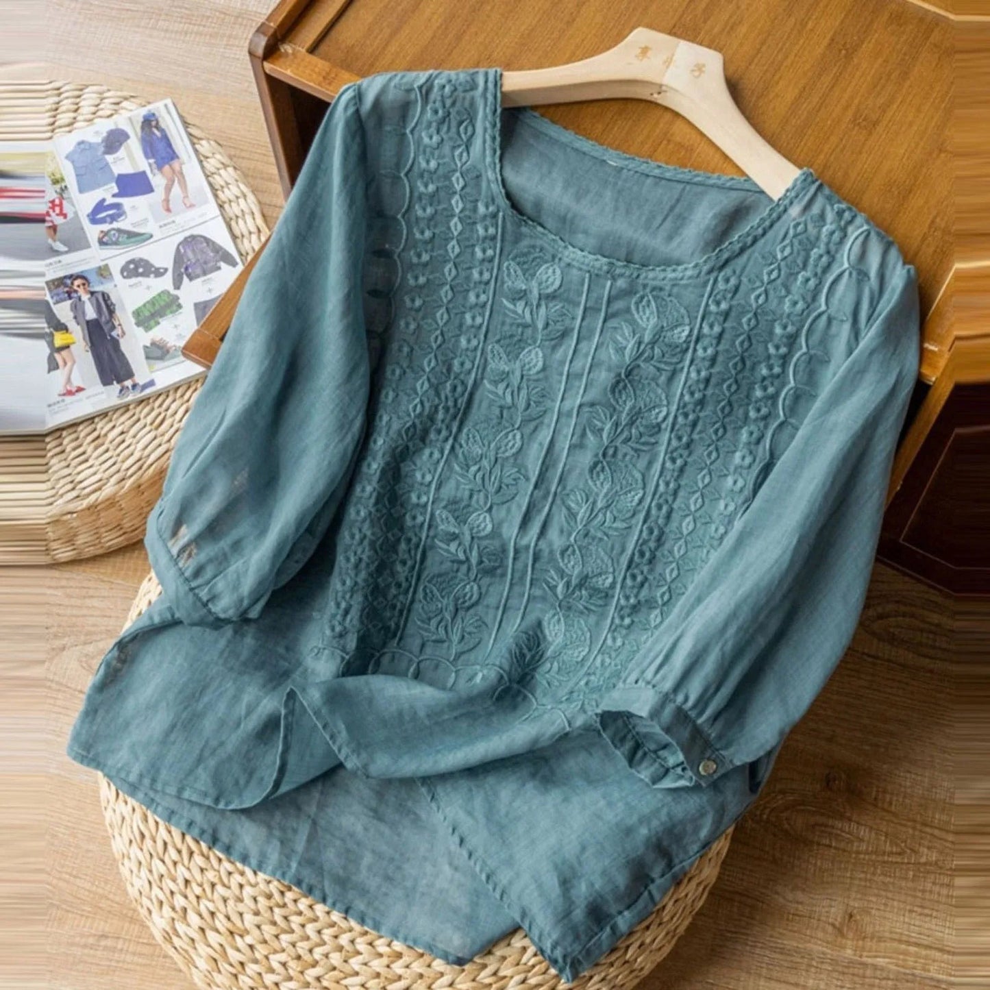 Élira Linen Blouse
